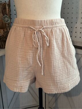 H&M Gauze Drawstring Shorts – Cream – Size Small